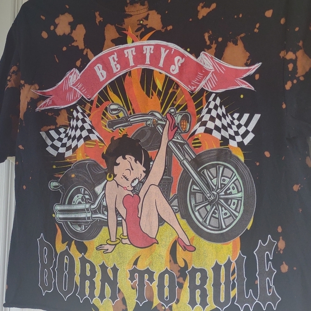 Betty boop shirt for women size M